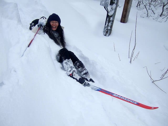 How To Fall On Skis & NOT Hurt Yourself