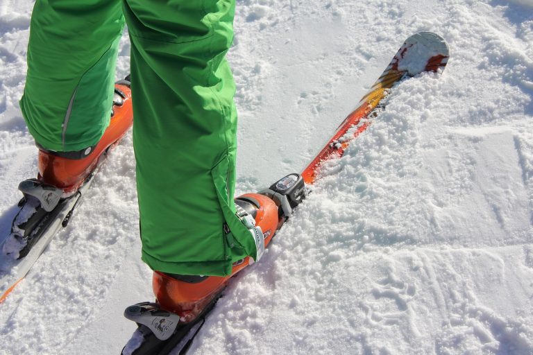 ski snowboard