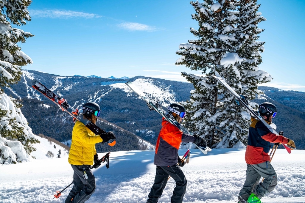 skiers with gloves