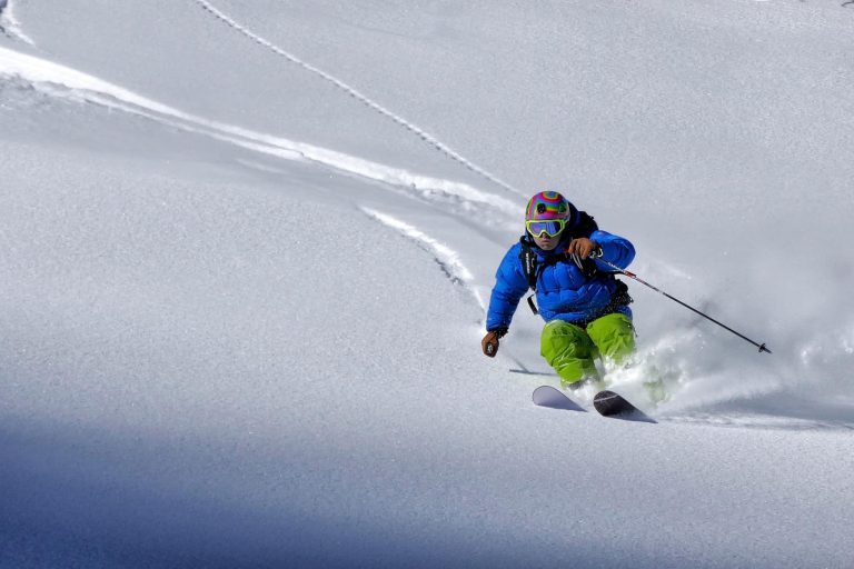 Fat skiing