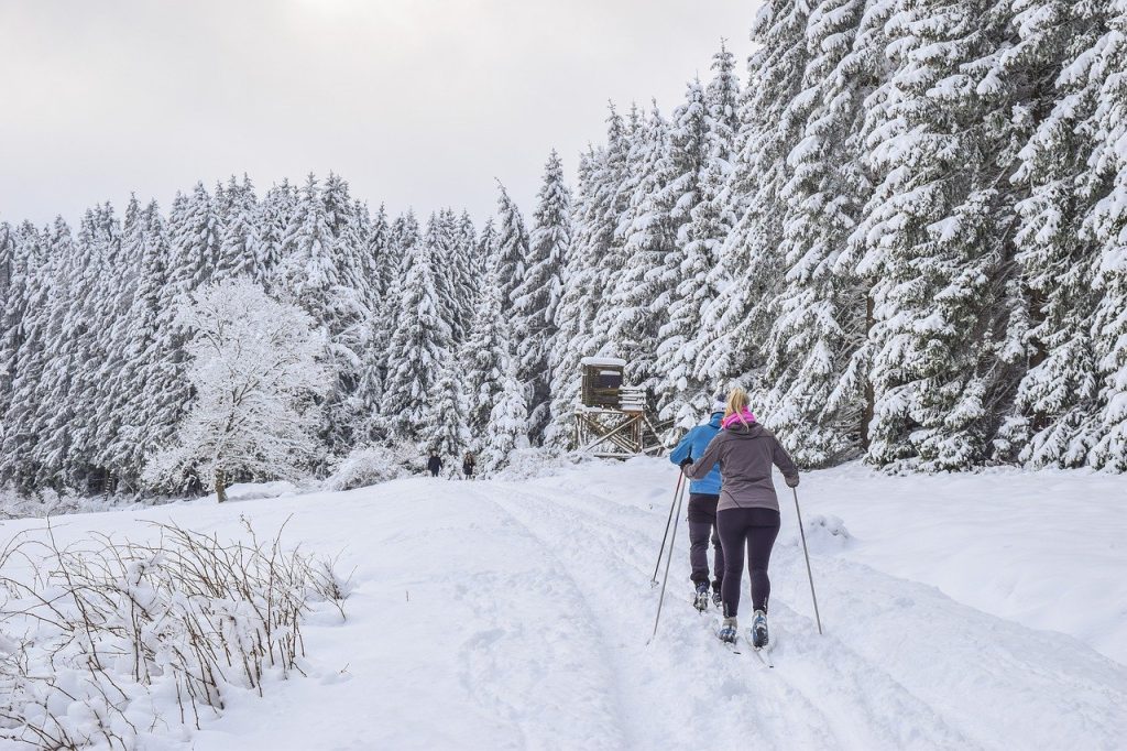 cross-country-skiing