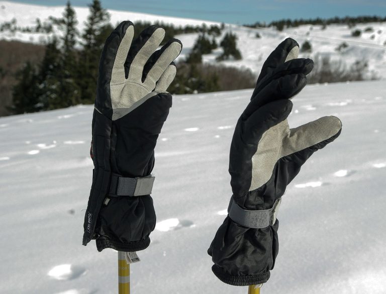 drying gloves