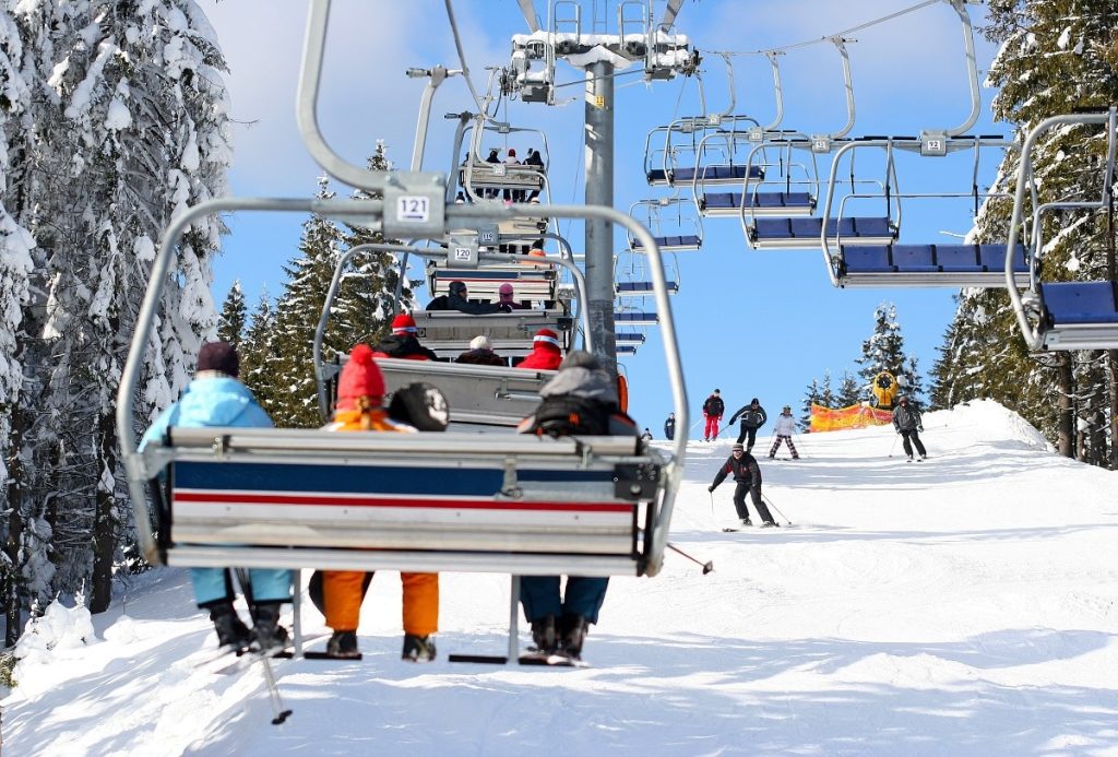 skier chair lifts