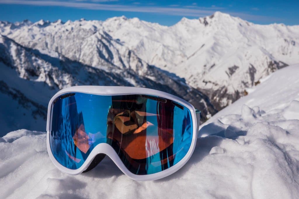 ski goggles