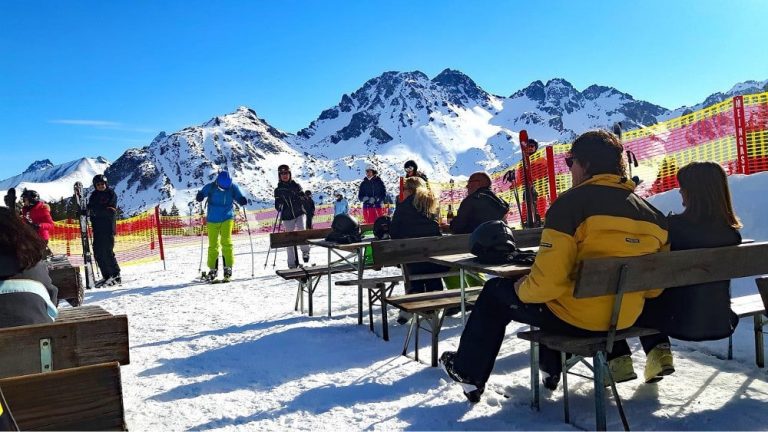 adult ski lesson