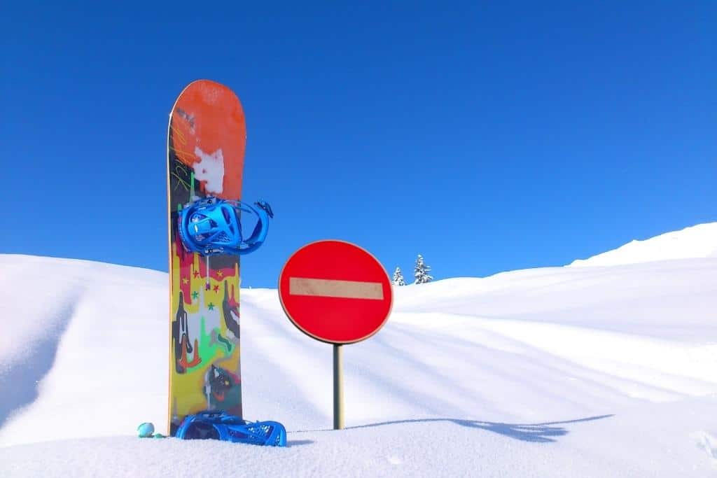 ban snowboarders
