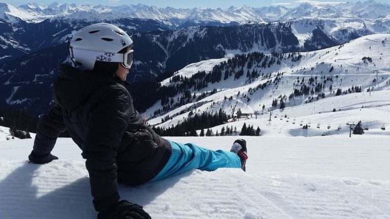 wear ski helmet