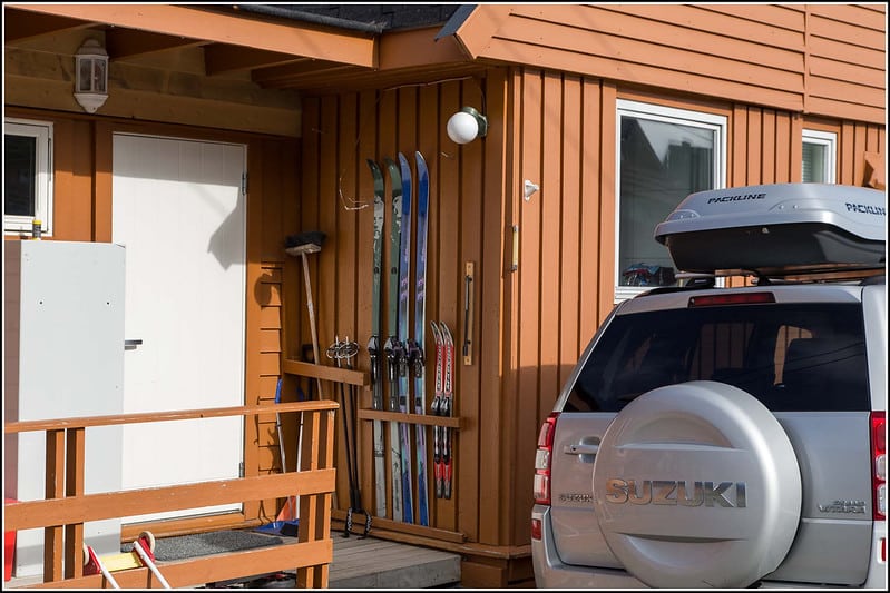 Simple Ski Rack