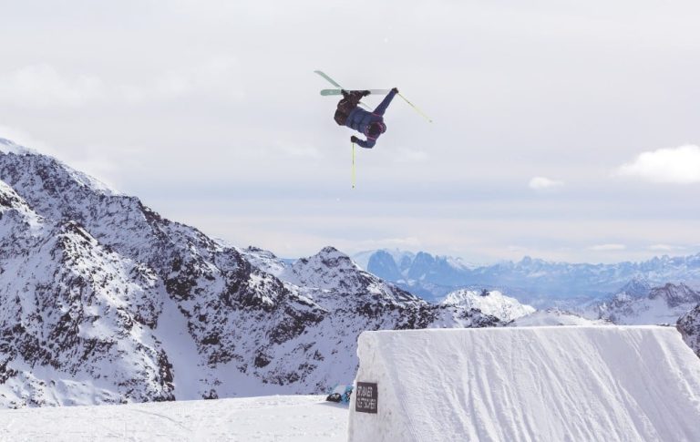 big air skiing