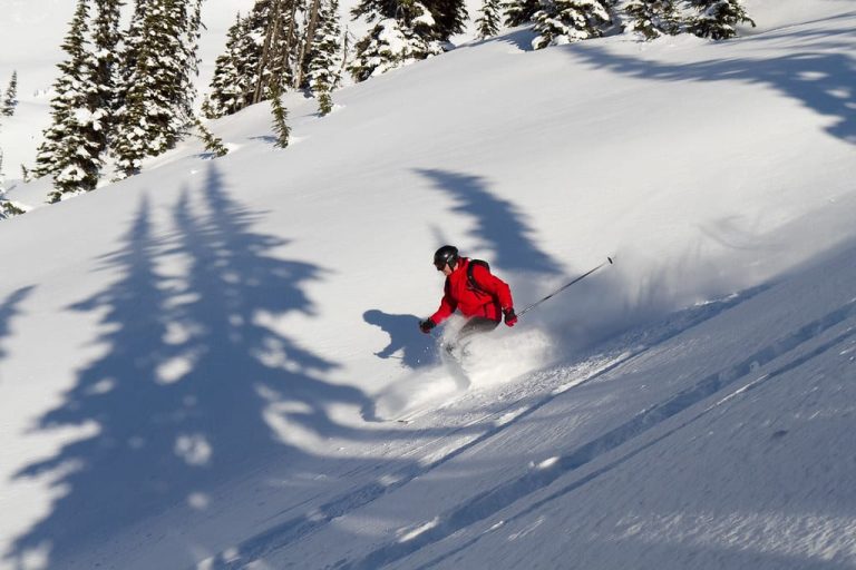 cat skiing