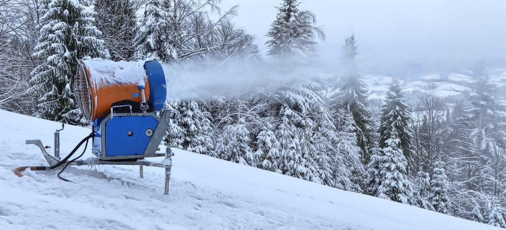 snow cannon 1
