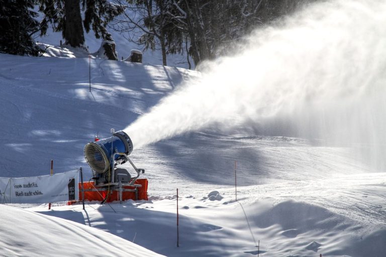 snow cannon