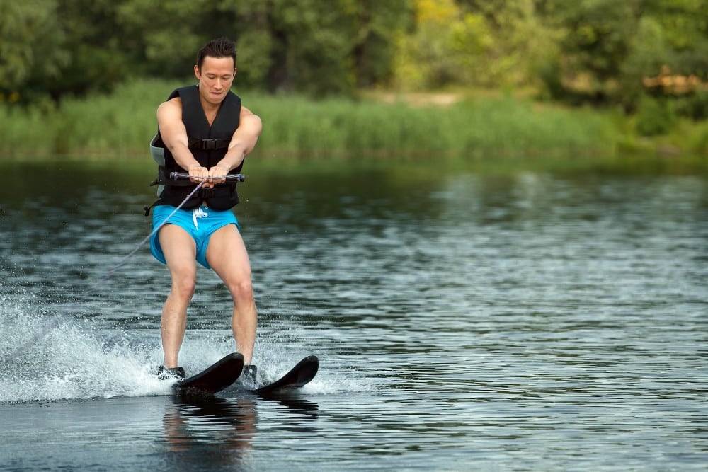 water skis