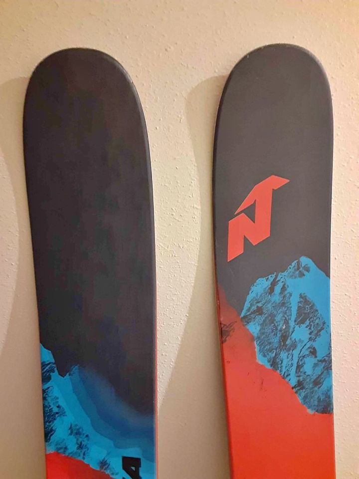 Skis 186 Enforcer 100 