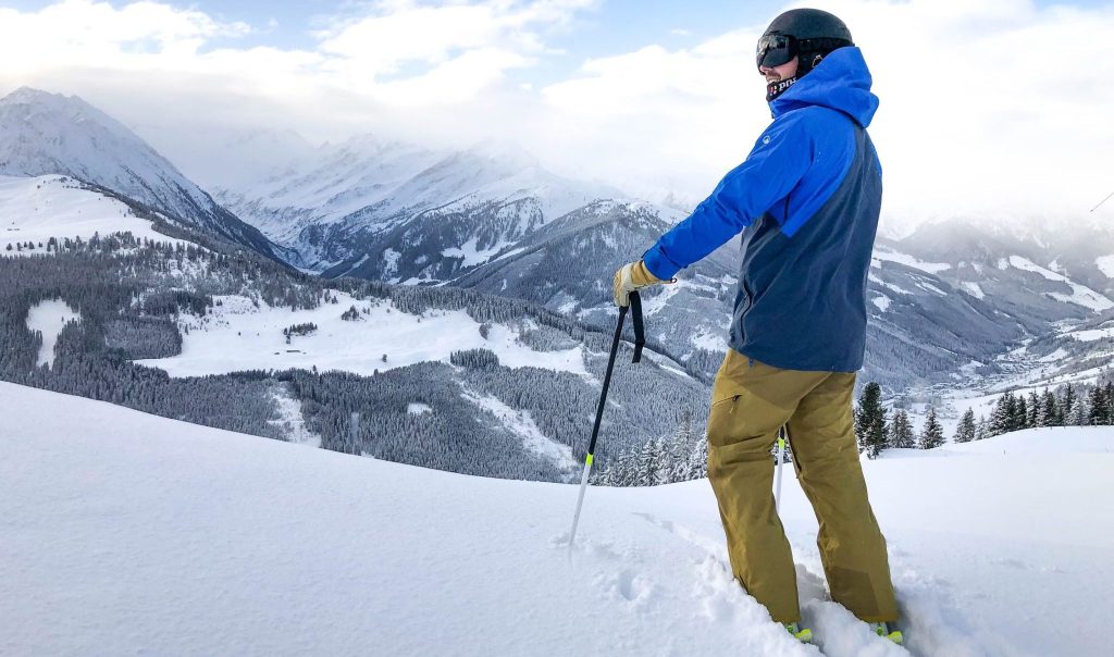 skiing